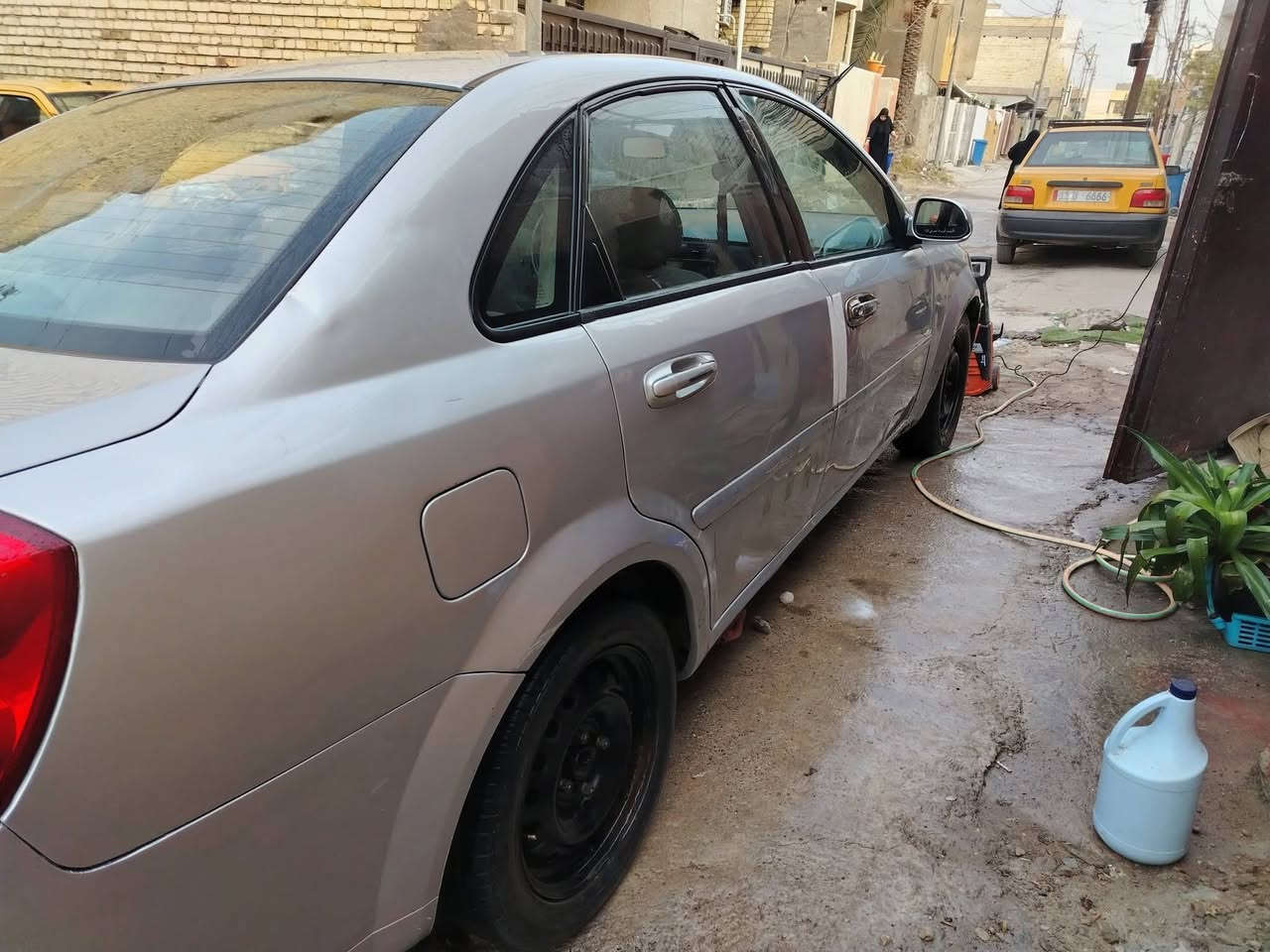 السلام عليكم
اوبترا موديل 2009
رقم سليمانية سنوية وهزة جديدات 
گير مكينة خير من الله 
تبريد ثلج تدفئة شغالة
تخم تاير نظيف 
صدر نظيف
بيها منظومة زنون تخبل
شاشة بلي كار اصلية 
بيها جاملغ امامي عكس السايق صبغ بدون ضربة وخلفي صبغ بدون ضربه شاصي لغد كفالة 

للبيع ب66 وبيها مجال للشراي 

***********
