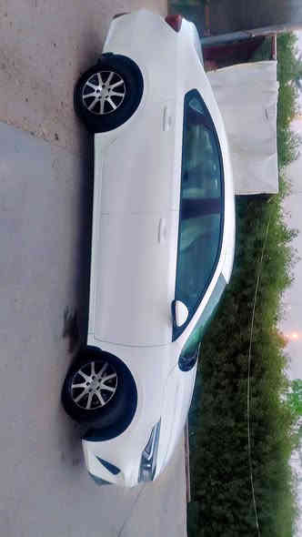 السلام عليكم سيراتو للبيع موديل ٢٢ رقم اربيل قطعتين تبريد ماشيه ٧٨ محرك ١٦٠٠ السياره بسمي  الشراي يتصل مكان السياره بغداد مواصفات السياره عاديه بيها بارد بل باب الخلفي وبيها طخه بل بالب الثانيه ممصلحه باقيه على وضعها السعر ١٥٨ 
رقم الهاتف ***********
