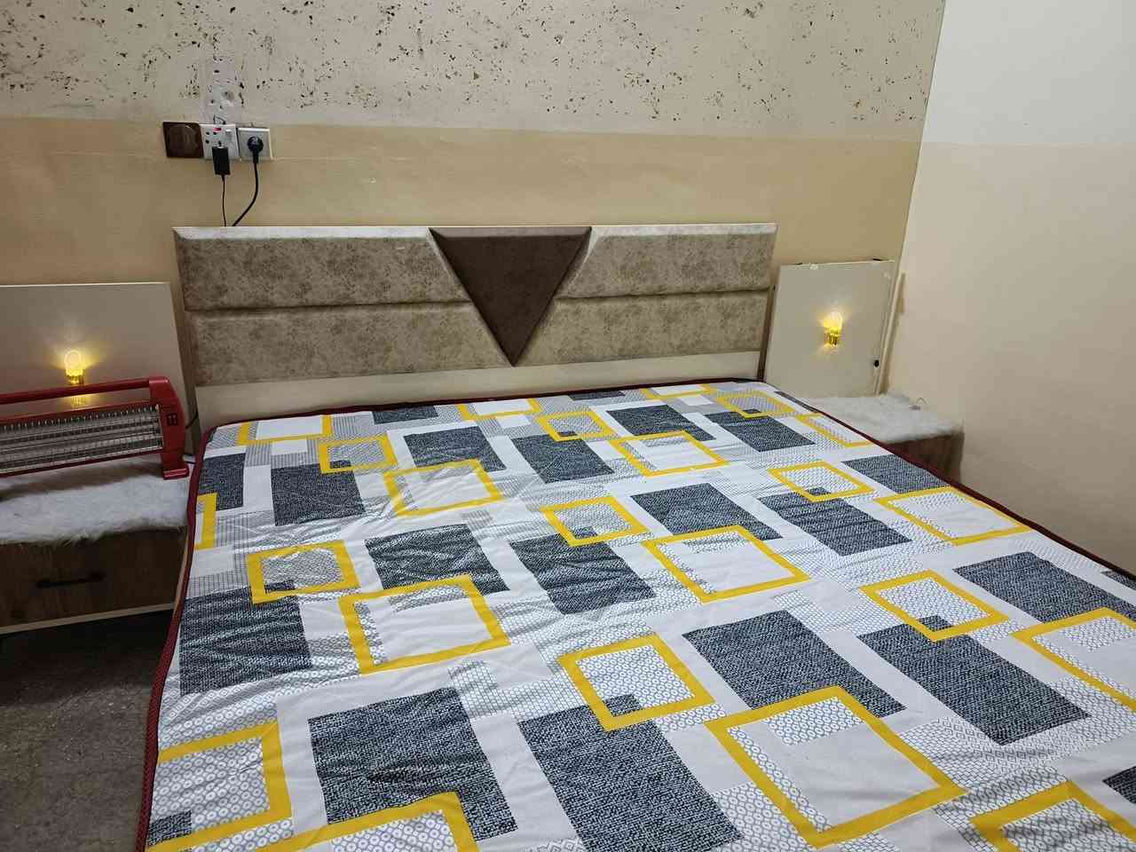 غرفه تركي ٥قطع نضيف فول  سعر ٤٠٠ ويه الدوشك


**إذا كنت صاحب هذا الإعلان وتريد حذفه لأي سبب، رجاءا أرسل رسالة إلى الدعم الفني**