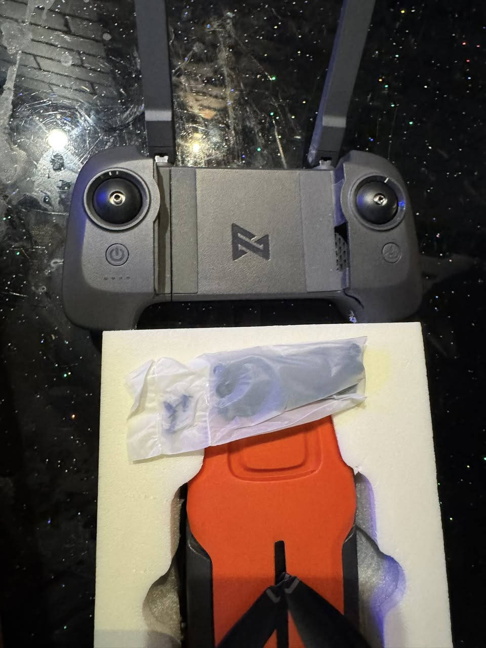 السلام عليكم
درون شاومي FIMI Mini3
ارتفاع 500m
مدى 7كيلو
تصوير 4k 60fps
الدرون جديده غير مستعمله فقط فحص 
مكاني بغداد اليحب يعر تفاصيل اكثر يتصل ع وتساب ***********
