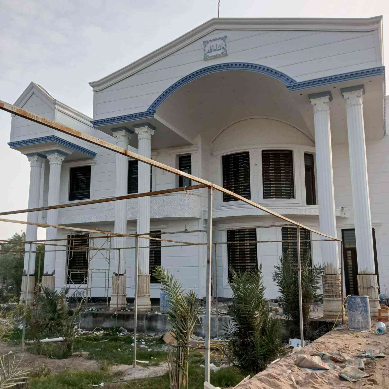 بسم لله على بركة لله يوجد كادر عمل كافة انواع الواجهات الخارجيه والديكورات الداخليه ويد حدادين يشمل المسابح والحدائق اتواصل والاستفسار على لأرقام التاليه اتصال واتساب
***********
***********
