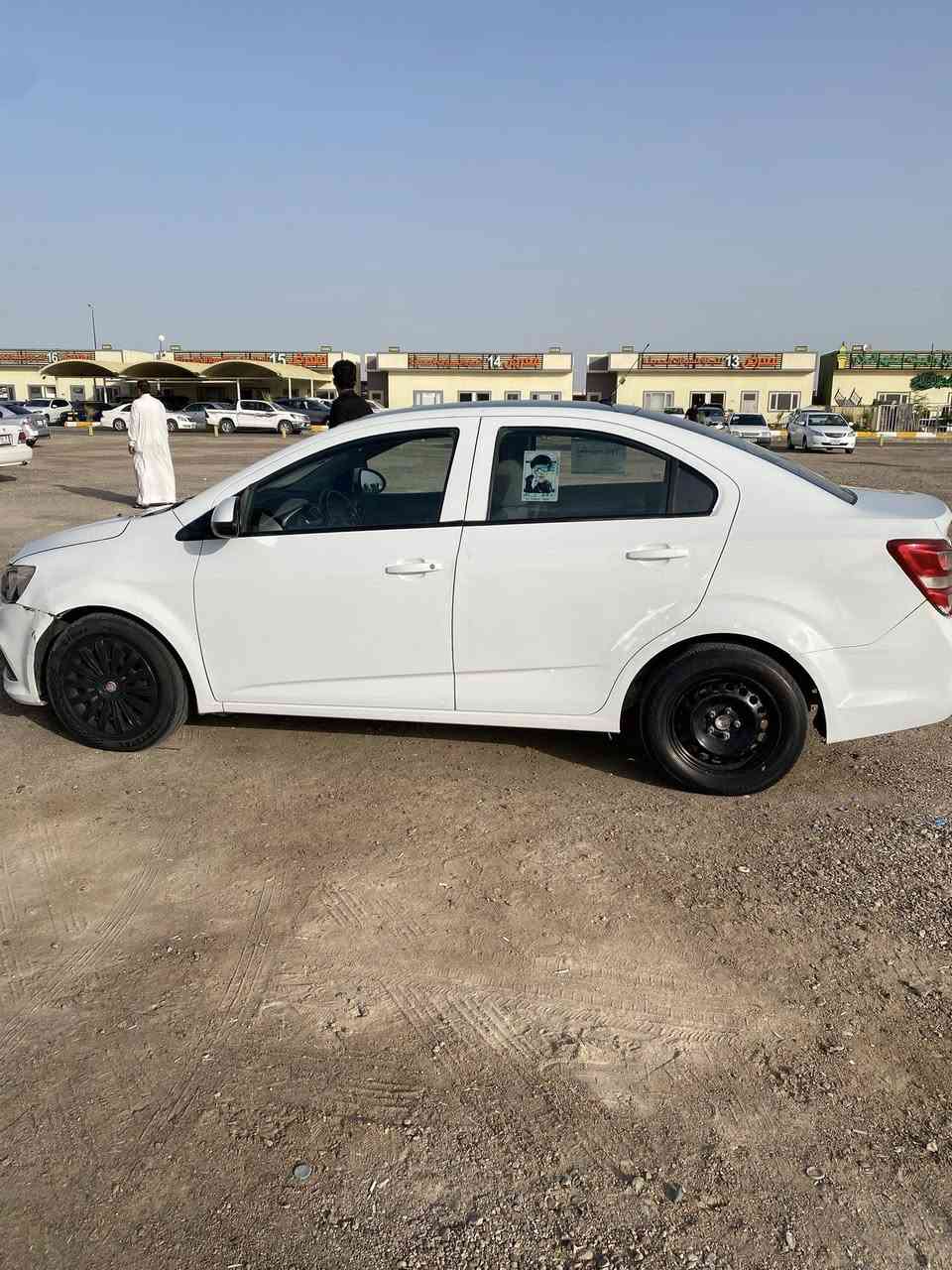 السلام عليكم افيو موديل 19 وارد خليجي كفاله ما عدا مكانات بارد خفيف مكينه طابوكه جديده كير كفاله السعر 75 ورقه مكان السياره البصرة الاستفسار الاتصال على الرقم ‭0781 561 8813‬

