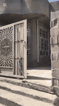 مشتمل للبيع مساحه 135 متر العنوان حي العسكري شارع الكندي مقابيل اسماعيل دبي السعر 37,000,000 مليون بي بغرفتين ومطبخ وصاله واستقبال وكراج للاستفسار اتصل على الرقم ***********
