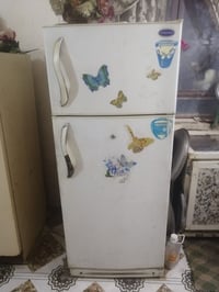 ثلاجه • اوتامتيك عاطل • حجم جبير