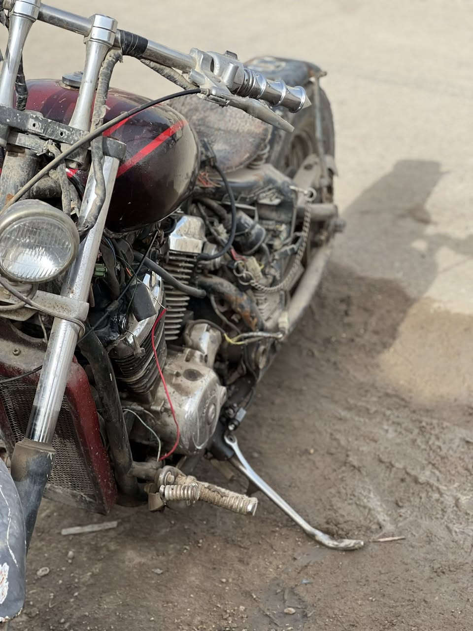 إسلام عليكم عندي دراجه هارلي لل بيع تشتغل نكره بس تخربط ما اعرف شنو السبب كفراتها كلها موجوده لل استفسار اكثر اتصل *********** وبي واتساب
