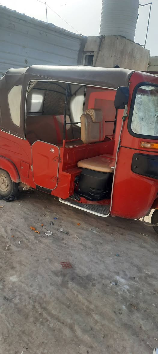 تكتك لبيع بسمي مديل 22 سعر 9 مكاني ناصريه مركز نتصال***********
