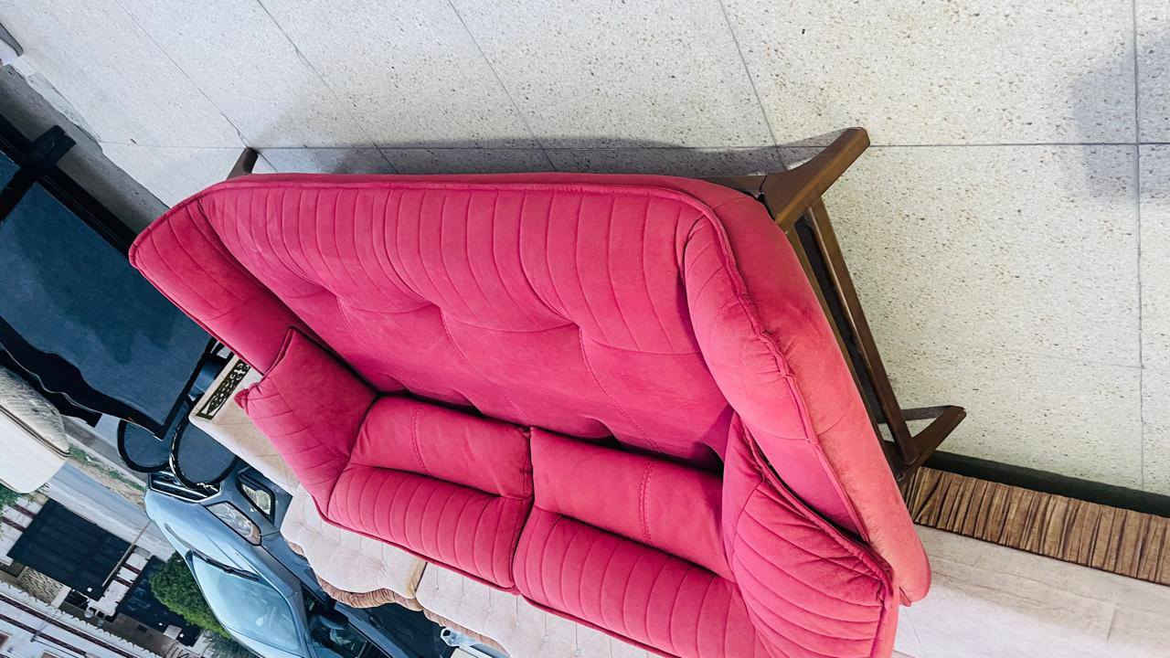 تخم. 6. نفر. تركي يصير سرير 
السغر350الف 
***********
العنوان فرمان بران قرب ماركت كيفار
