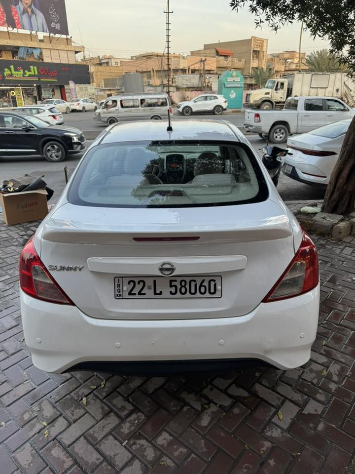 سني الهندي موديل 2019
بدون صبغ مكانين بارد رقم اربيل باسمي 
سنويه جديده وهزه جديده 
مكان السياره بغداد الصليخ 
السعر ١٠٣$ الاتصال ***********
