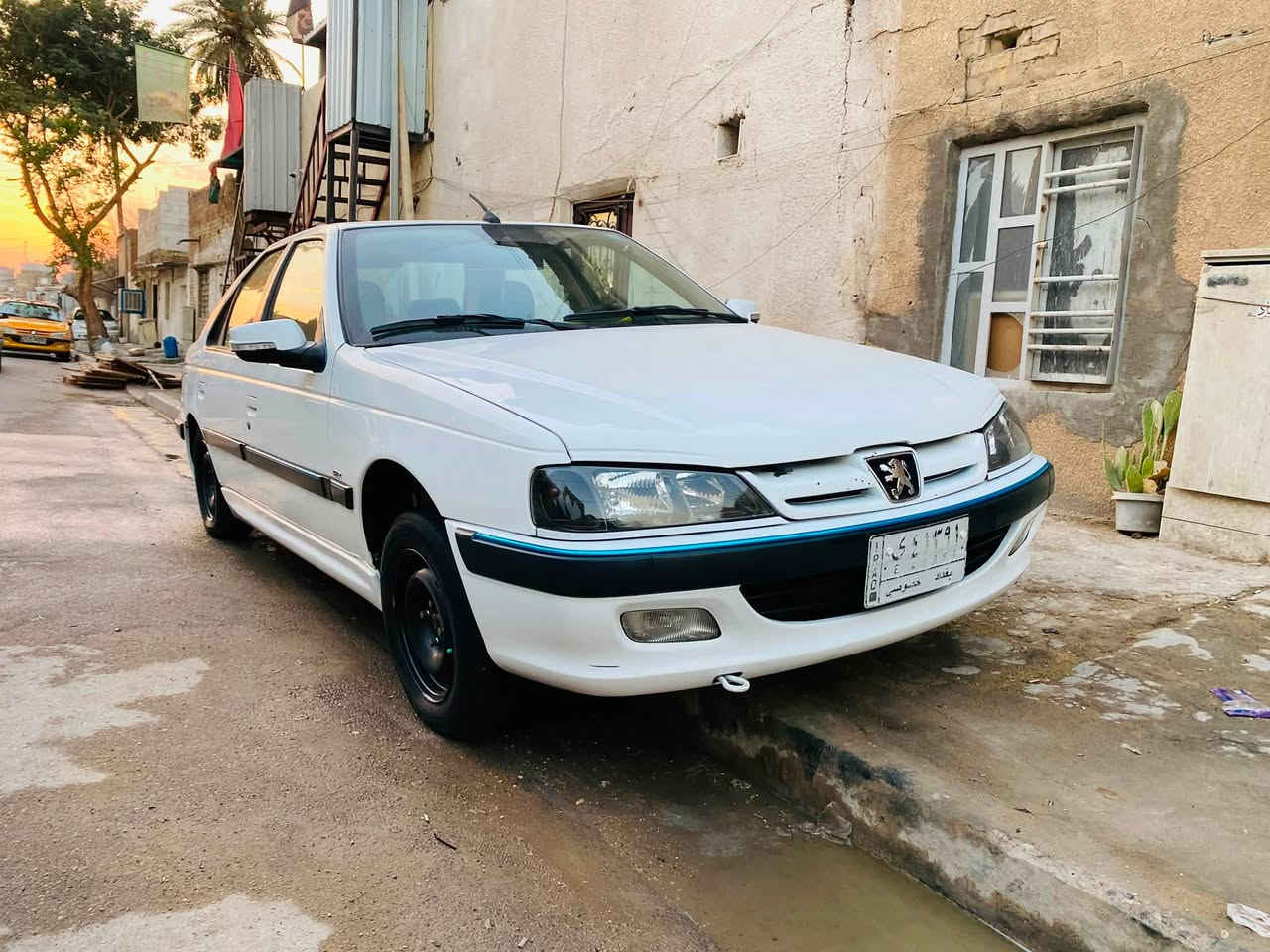 بيجو بارس 23 مكفوله ماشيه75  سنويه وارقام وهزه كله جديد بأسمي بيها فقط بارد بكصه لبنيد قليل مكينة وكير وتبريد خير من اللهً سيارة جاهزه كبل لشارع سعره74 مكاني بغداد الوزيرية شراي اتصل…

 ***********
