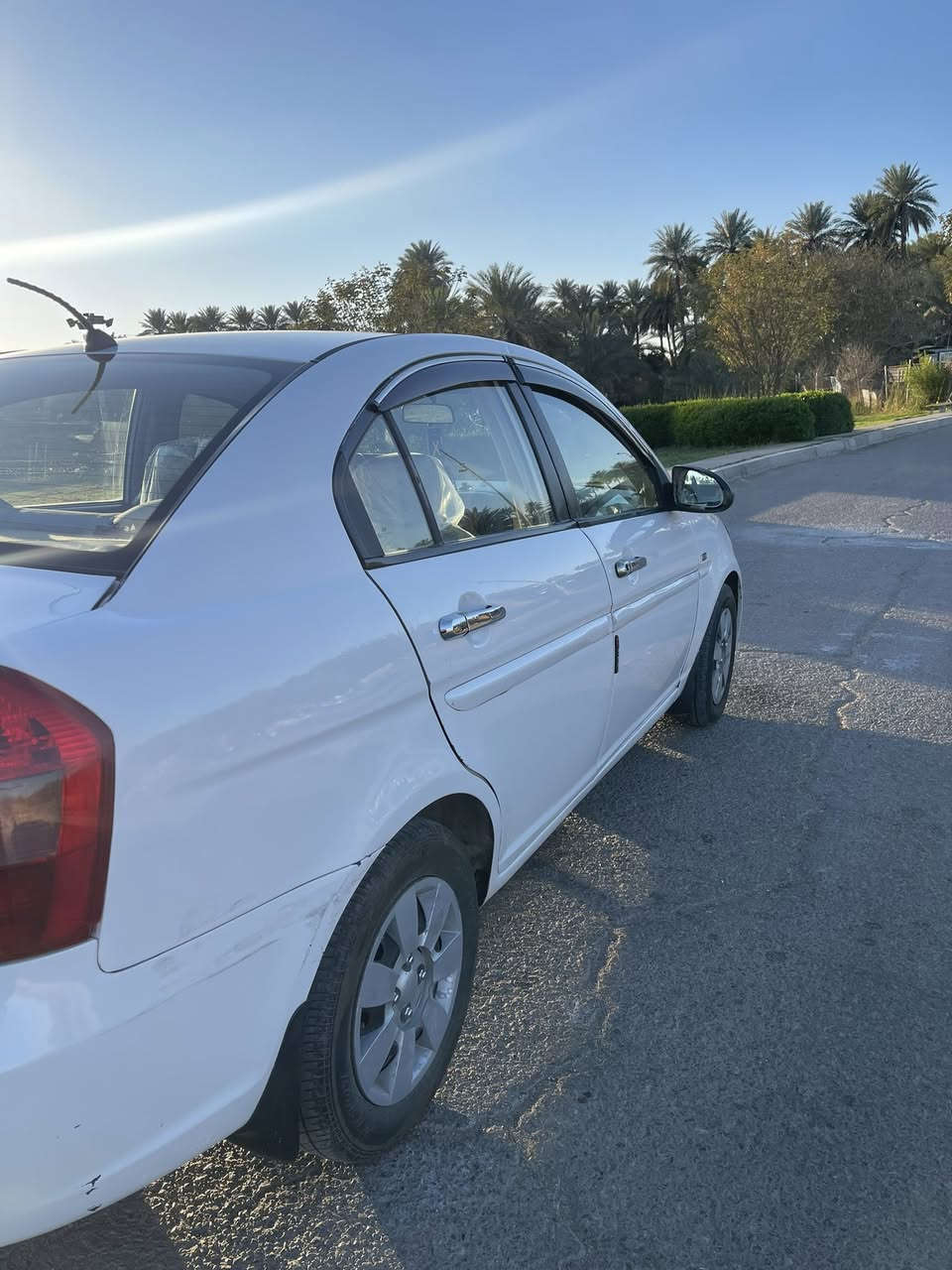 اكسنت 2006 خليجي 

ضررها باب الصدر  وبيها 4 قطع صبغ حسبها حزام حته ماتعبك ولا تعبني  قماره تكم مكفولات بدون قطرة صبغ سياره بدون دواخل لا شاصي لا لغود مكفوله من دواخل  مابيها ابد 

رقم بغداد الدولي باسمي تحويل ثاني يوم 

السياره هواي صرفت عليها ادامه كامله بلكات نوزلات وراديتر محرك وردايتر تبريد جديده تبريدها ثلج 
 شاشه راديو جديده سستم سماعات 🔊 جديد دمام قوي 

محرك وكير بحالة جيدة 
السعر : 85 ورقه وبيها مجال قليل كلش 
عنواني بغداد جسر المثنى ***********
