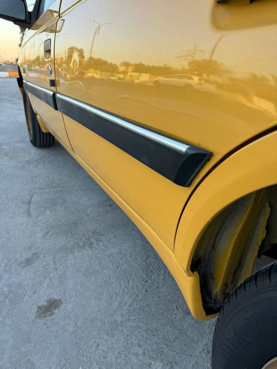 سلام عليكم ورحمة الله وبركاته اخوان بيجو لميس موديل 2016
سيارة وضع شركة كير ومحرك وكلج جدد صدر امامي اخلفي جديد تخم تاير جديد كهربائيات كلهة شغالة غرفتهة جديدة سيارة متعوب عليها ماشية قليل رقم بغداد انكليزي مشروع وطني ابسمي تخم تاير جديد سيارة كل نقص مبيها نصبتهة تخبل مكفولة من ضربة وتبديل فقط صبغ شي بسيط جدا بلعافية ع ياخذهة هيئة وغرامات مصفرة عنوان بغداد الرقم *********** 

السعر 50 وبيها مجال جدأ بسيط
