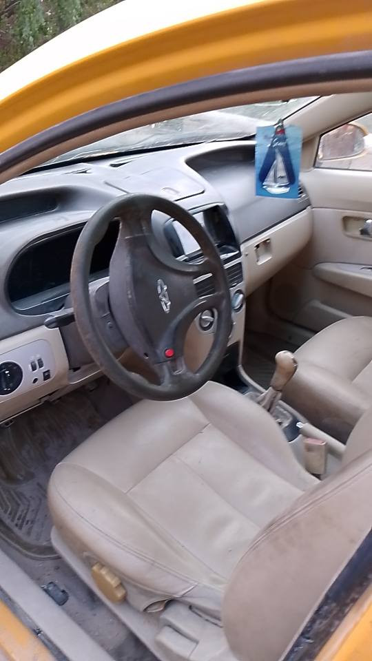 سلام عليكم سياره شيري فلاوين موديل13سياره بسمي تحويل ثاني يوم رقم انكليزي مصفره هيئه وغرامات مكينه وكير نضاف مكاني البصره المطيحه السعر 27وبيه مجال *********** البصرة, العراق
