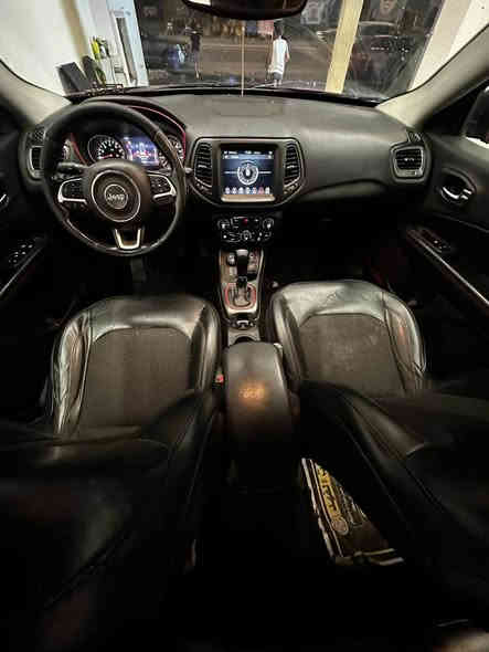 جيب كومباس  2019
موصفات
تو كلر
شاشه جبيره
تحكم ستيرين جهتين
هاند بريك بصمه 
فوريل 4*4
تبريد قطعتين 
بصمه تشغيل عن بعد 
كامره 
كشنات جلد 
صور الحادث  موجوده
***********
السعر 118$ بغداد
