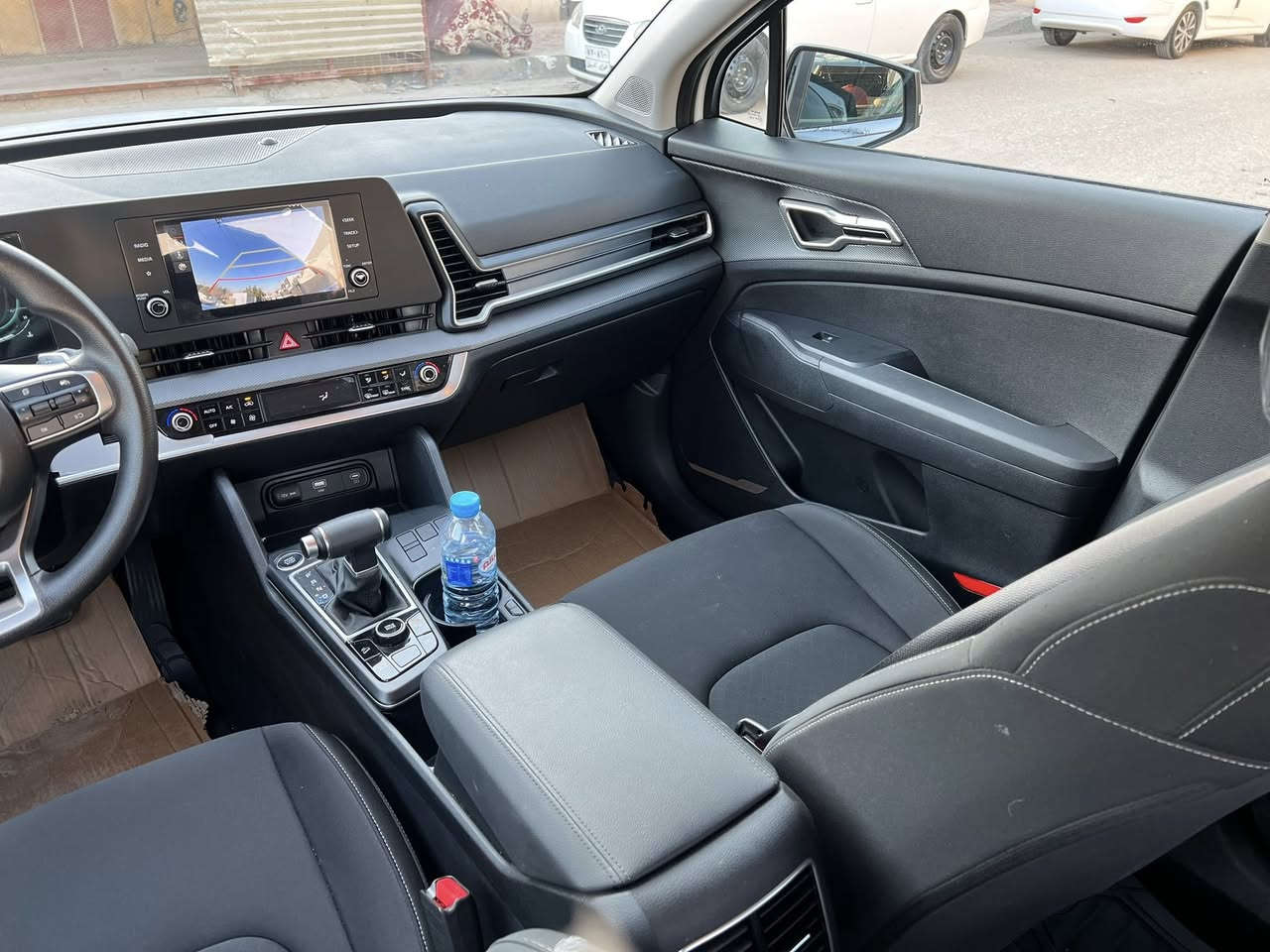 السلام عليكم ورحمه الله وبركاته
السعر 238
كيا سبورتج 2025 رقم اربيل وكاله مجانيه 
 زيرو كفاله عامةضمان شركه  ماشيه ألف 
بصمه
لد امامي خلفي
بلوجكتر
رادارات
نقطه عمياء 
تحذير
تبريد مناخي منفصل شاشه تبريد وقطعتين تبريد
شاشه كامره مع حساس خلفي
فول تحكم ستيرن
باقي مواصفات معروفه مال هاي الفئه
مكاني بصرة شارع الوفود
للاستفسار ***********
وات ساب ***********
