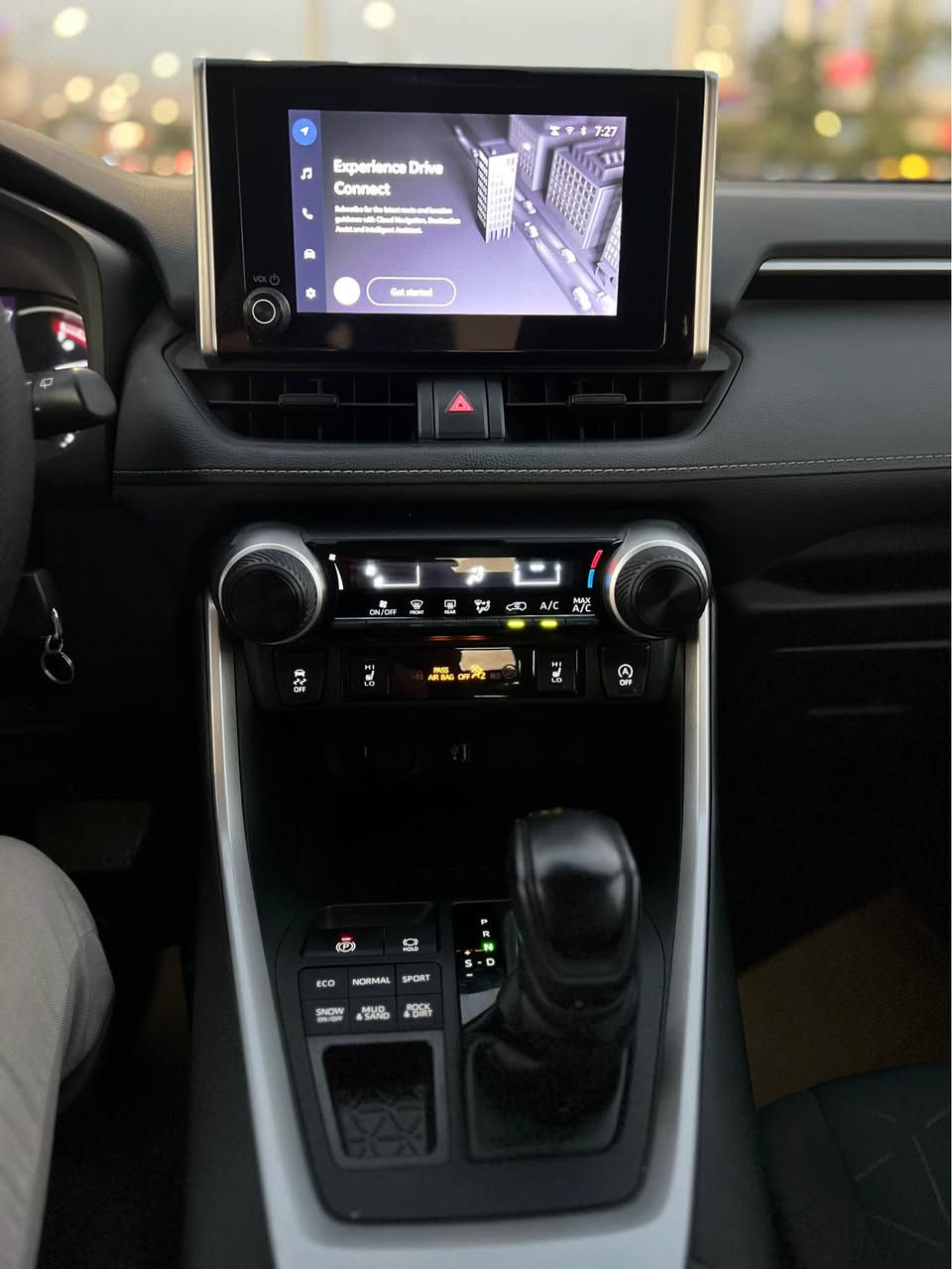 Toyota rav4🧿 2024🧿 le 🧿kanade 28000 hazar mail toshtwwa  🧿***********   🧿3parcha  peshw dway kapsa السليمانية, العراق
