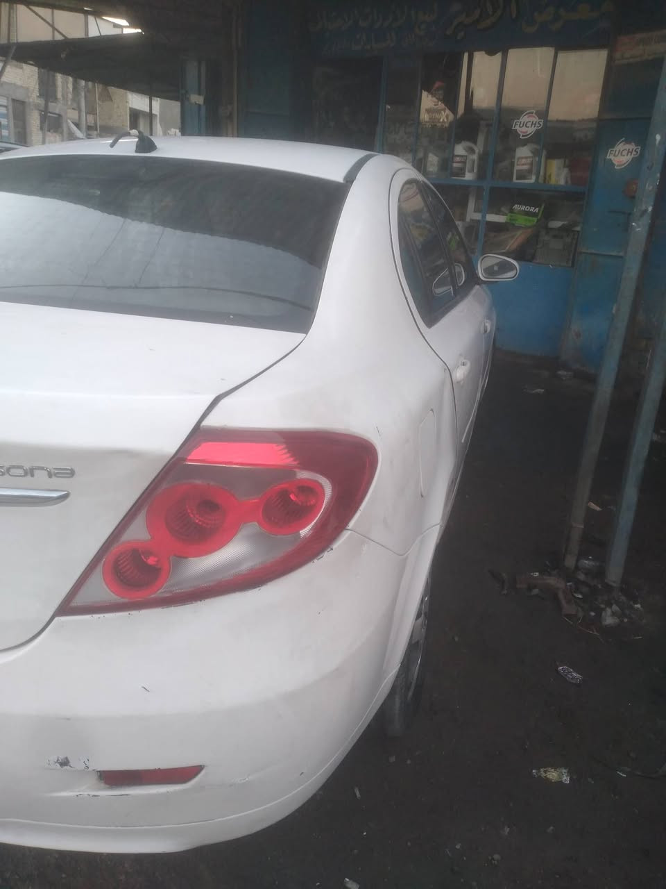 سلام عليكم بروتون بيرسونا رقم بغداد مصبوغ عام للجماليه السعر ٤٥ ورقه كير اتوماتيك بيها نواقص بسيطه موديل ٢٠٠٩ العنوان بغداد الجديده اتصل ***********
