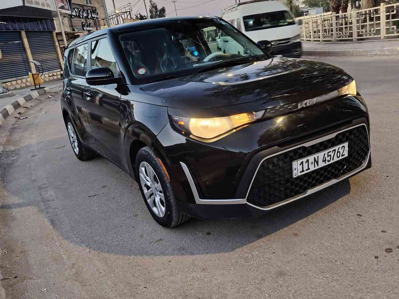 سلام عليكم ورحمة من رخصة الادمن للاتصال ***********
السعر 145 بي مجال

كيا صول موديل 2023 رقم بغداد تحويل ثاني يوم
وارد أمريكي ضرر جاملغ وبنيد و قطعتين كلير من امريكا
مكينه2000 دوش كير ايتي بلادي مواصفات نص فول كامره دواره شاشه حساسات خلفيه مكاني بابل المسيب قرب كراج الموحد تحياتي للجميع 🌹 🌹 🌹 🌹 🌹 🌹
