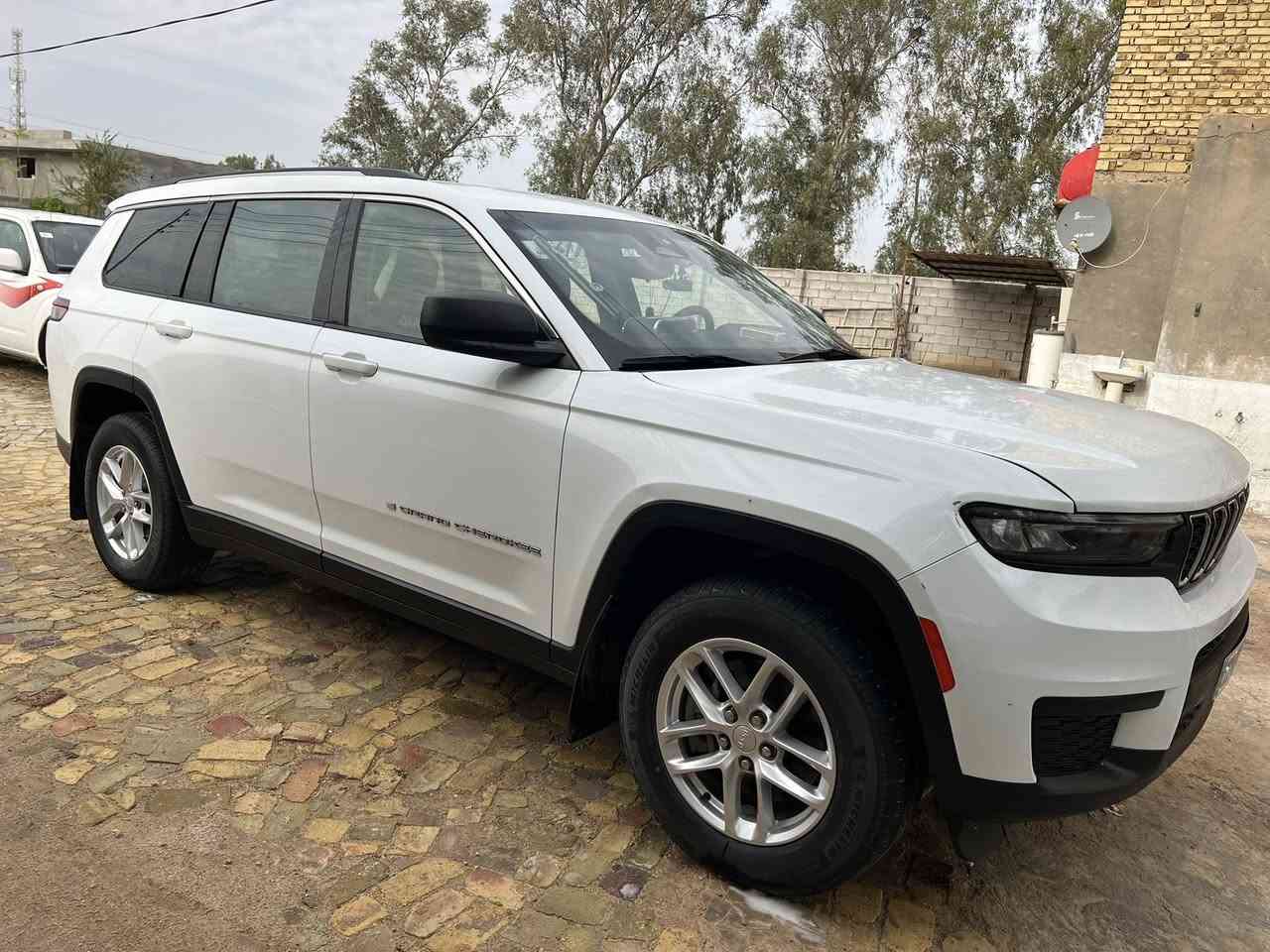 السلام عليكم ( مـــراوس فقــط )

للبيع جيب لاريدو موديل 2023

محرك 3600 V6

رقم اربيل  بأسمي ( سنوية جديدة + هزة جديدة )

مواصفات السيارة

* كير ماوس 

* تشغيل عن بعد

* ردارات جانبية

* رادار امامي

* رادار خلفي

* حساسات خلفية

* توقف ذاتي

* كاميرا دوارة

* نقاط عمياء

* تحديد مسار

* قيادة شبه ذاتية

* كروس سرعه

* سايد بريك بصمة (كهرباء) 

* شاحن لاسلكي

* ابل كار بلي

* كشن كهرباء

* هيترات بلكشن

* هيتر بالستيرن

* كشن خلفي منفصل Vip

* تبريد 3 قطع 

* صندوك كهرباء

* لايت زينون بلادي 

صور الحادث والسونار موجوده ويه صور 

مكان السيارة ميسان


**إذا كنت صاحب هذا الإعلان وتريد حذفه لأي سبب، رجاءا أرسل رسالة إلى الدعم الفني**