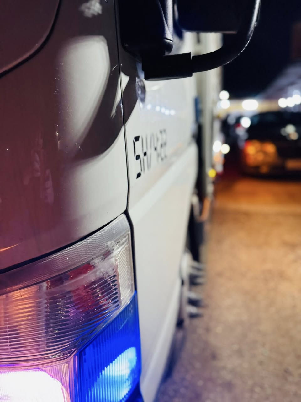 كنتر البيع موديل 2023سيارا Absمكفول كفاله عامه سيارا تخم محجل جلال حداد تخم تايرات برجستون جديد تخم ويل كروم ماشي 150جهز الشغل عنوان شيخان معرز هاولاتي ***********بي واتسب 
***********
***********
