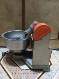 اغراض للبيع مكاني جكوك قريب على الكاظمية 07713522958
