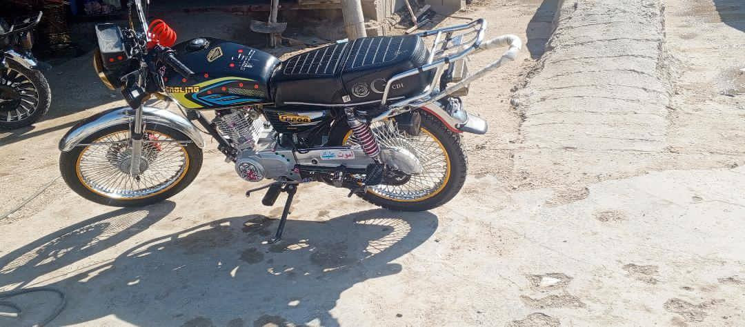 سلام عليكم دراجة تايكر 23 للبيع محرك ما مفتوح نضافة فووول مكان ديالى كنعان ‏‏‪***********‬‏
