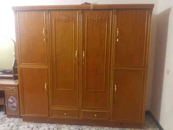 غرفة نوم خشم تكمة صاج نظيفة بشكل موضح الكم بالصورة مكاني بغداد الدورة الشراي يتواصل
عل الخاص او واتساب عل الرقم 
***********
