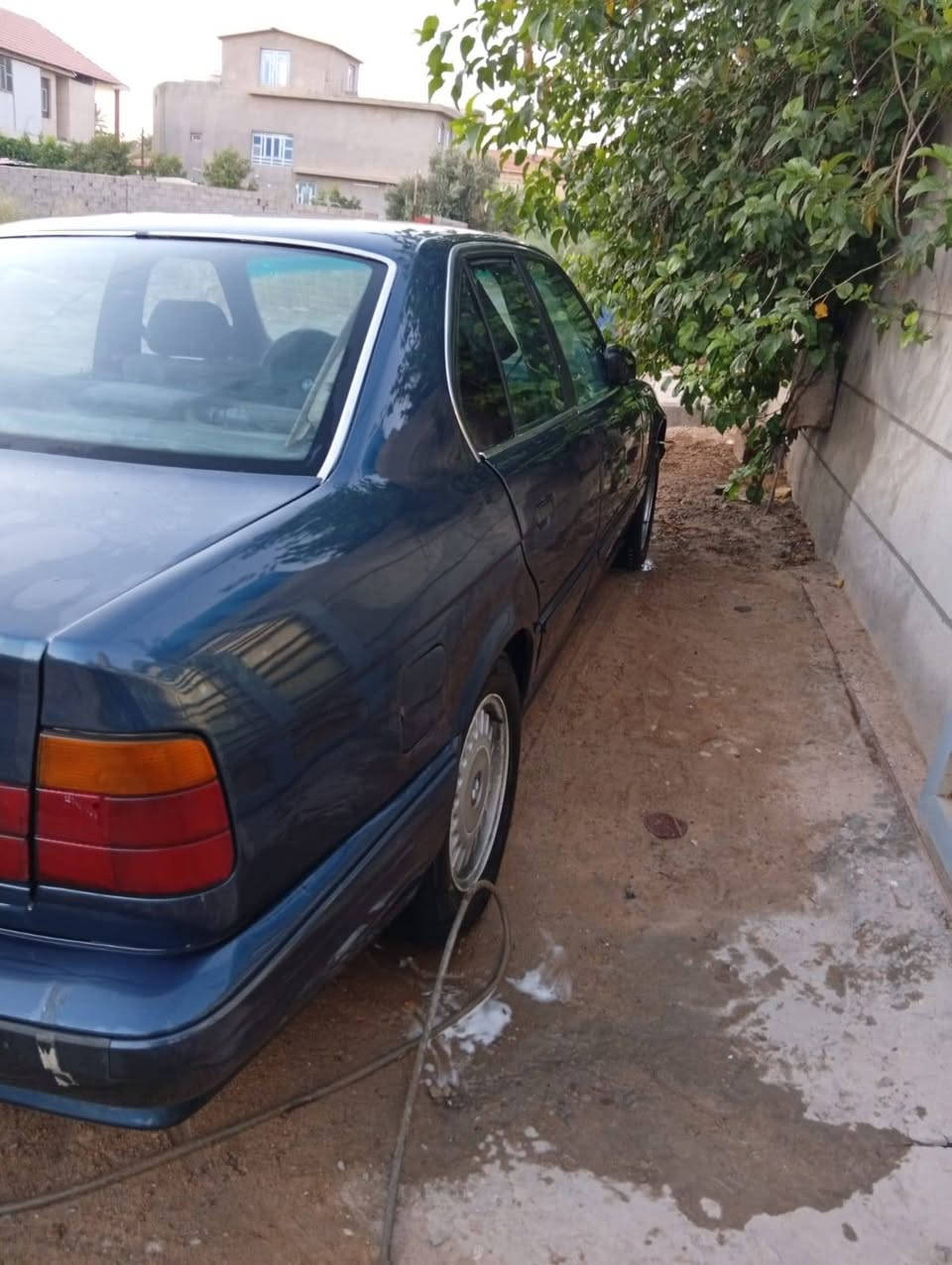 السلام عليكم BMW موديل 1991 رقم كربلاء بسمي كير عادي مكينه 525 مفتوح مكينه جديده مصبوغه عام السعر 38 وبيها مجال
مكان بغداد جسر ديالى رقم الهاتف ***********
