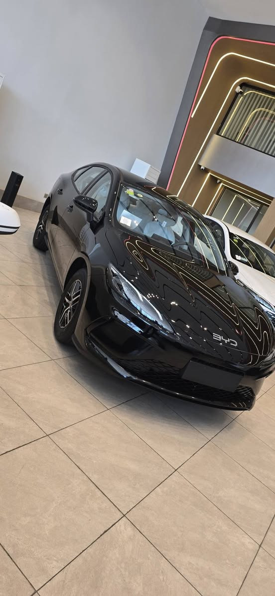 🔥🔥تهديكم الكم شركه ديار الكرم  🔥🔥
❤️‍🔥❤️‍🔥بتاريخ 4/1/2026 انسب الاسعار تلكوها يمنه 🥰🥰
——————————————————————————-
🚗سونك بلاس 2025  🤍واللون السموك 🩶
🚗كن بلاس 2025 باللون الابيض 🤍 داخل ابيض 
🚗سيل 5 2025 باللون الابيض نص فول 
🚗سيل 5 الون ابيض فول 13 كامره 
🚗سيل 5 الون اسود ويل كب كروم 🤍 
——————————————————————————
العنوان ✍️ بغداد البياع سارع الاول  
للطلب والاستفسار الاتصال على قسم المبيعات
☎️***********
☎️***********
☎️***********
