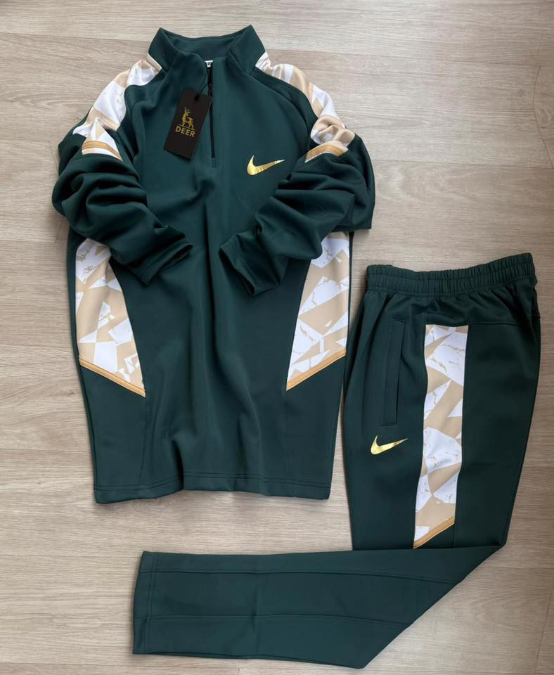 تراك ستن اصلي كوالتي عالي
القياسات L-Xl-Xxl
للحجز تواصل واتساب ***********
