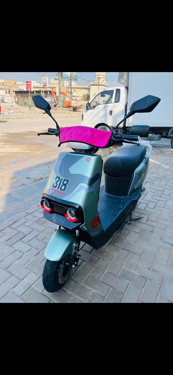 متوفر دراجه شحن استعمال شخصي جديده جدا عنوان بغداد الشعله هاتف ***********
