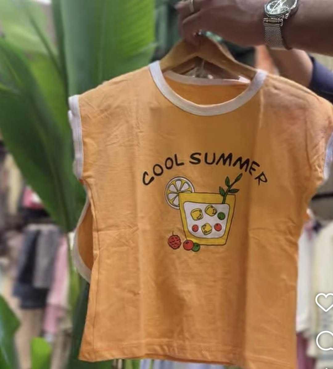 ماكو احلى واريح من هيجي 🤩🤩
السعر ٤ الاف


**إذا كنت صاحب هذا الإعلان وتريد حذفه لأي سبب، رجاءا أرسل رسالة إلى الدعم الفني**