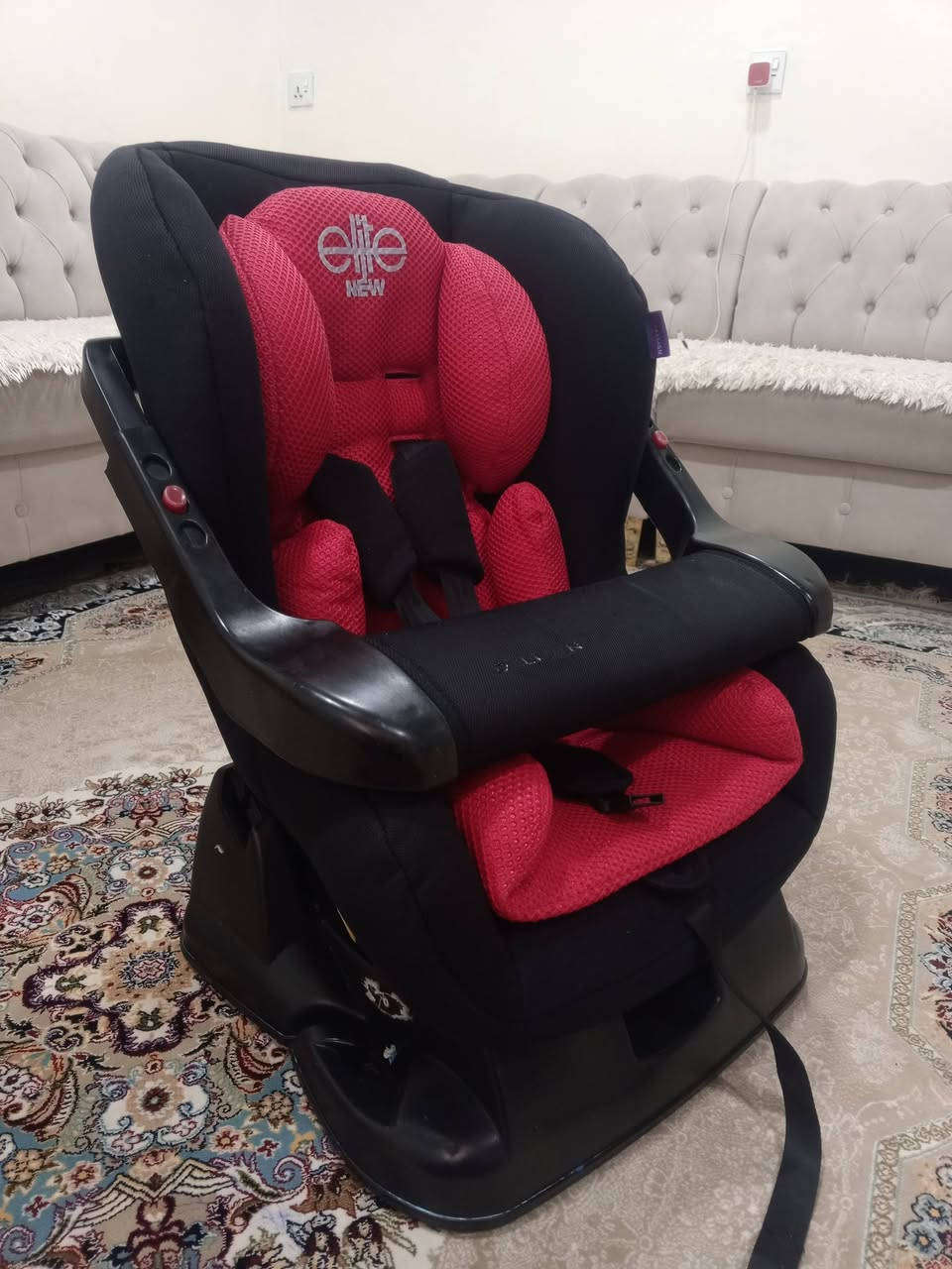 كرسي سيارة ماركة elile
كرسي سيارة ماركة elile
اللون اسود
کولش جدیدە ونظیفە ، ٳستخدام قلیل .
ٲخذتە ب ٧٥ ، هسە سعر للبیع 40 ٲلف 
اكو توصيل لكل مكان
طبعاا يجنننن كلش مريح وبيه كلشي كعدة ومنام .


**إذا كنت صاحب هذا الإعلان وتريد حذفه لأي سبب، رجاءا أرسل رسالة إلى الدعم الفني**