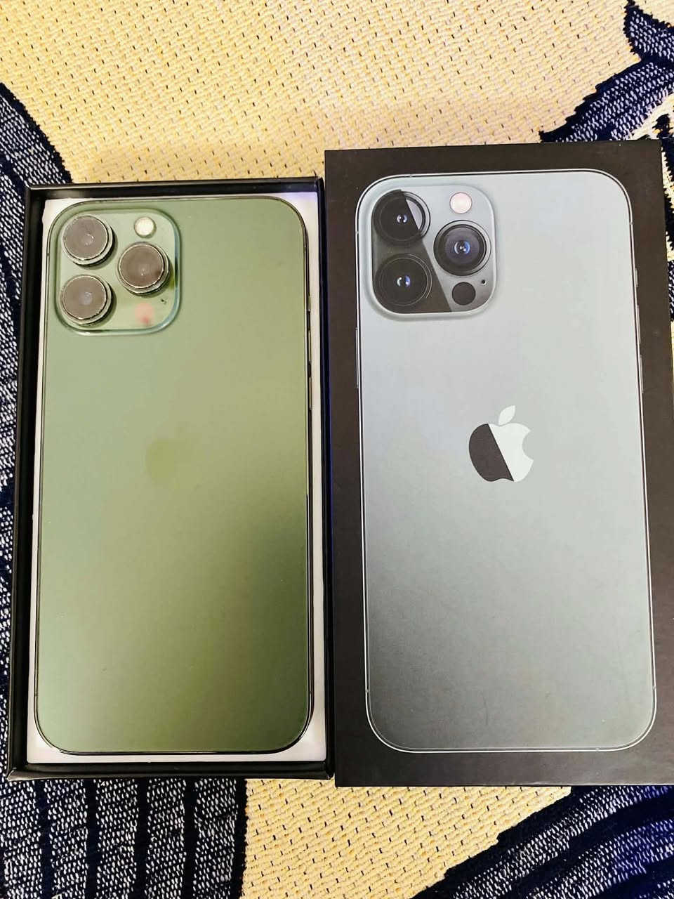 ايفون 13 برو ماكس لون زيتوني ذاكره256 بطاريه84 معلايه96 جهاز مكفول من كلشي شرق اوسط

فول نضافه اكفله من كلشي مكاني حله مركز مدينه 

موجود فقط وتساب ***********
