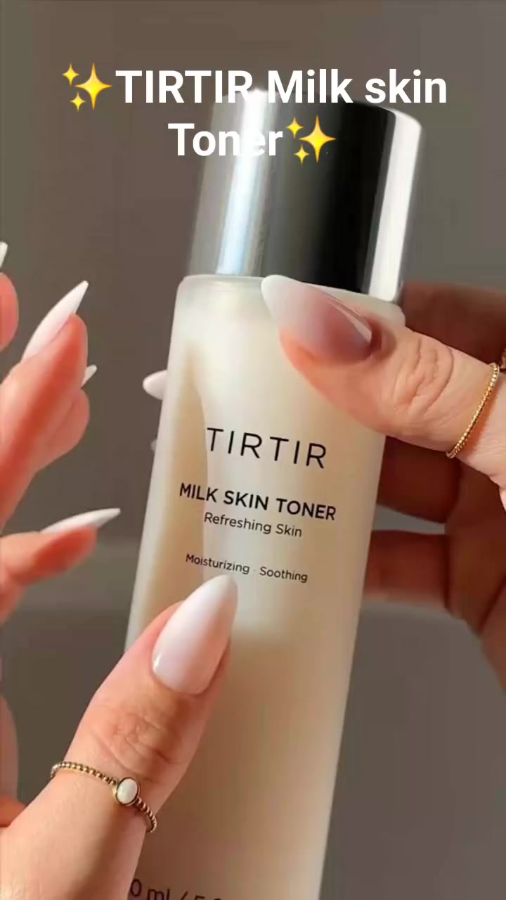 ✨ TIRTIR Milk Skin Toner ✨
تونر الحليب الكوري لترطيب وتهدئة البشرة بعمق 🤍
✔ يرطب البشرة حتى 24 ساعة
✔ يساعد على توحيد لون البشرة
✔ يقوي حاجز البشرة ويحافظ على رطوبتها
✔ يهدئ الاحمرار والتهيج
النتيجة؟
بشرة ناعمة، مشرقة، وأكثر صحة ✨
📦 التوصيل متوفر
📩 للطلب راسلنا خاص


**إذا كنت صاحب هذا الإعلان وتريد حذفه لأي سبب، رجاءا أرسل رسالة إلى الدعم الفني**