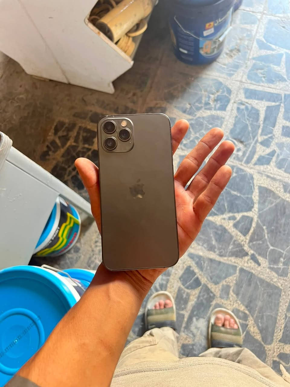 ايفون 12 بروماكس 256
مبدل بطاريه اصليه
مبدل شاشه اصليه ولزكه اصليه وكع من ايدي ومشلعت اللزكه لان اصليه
الكامره تحركت عندي وكع تشتغل وتطفه
الجهاز نضيف نضيف
على ايدي اني مصلحه
٢٧٠ الف وبي مجال متوازي عالبيع
***********
