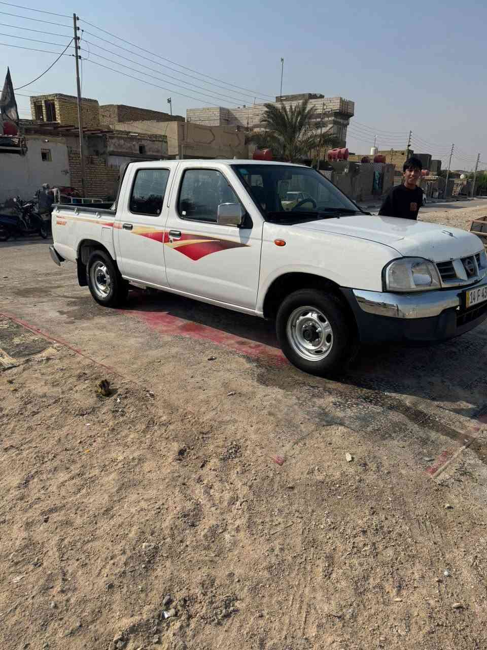 للبيع نيسان موديل 2012
مداور ثاني يوم سياره حلوه وكاعده ما تحط عليه  ربع  حداديه تخم تايرات 

بيها 3 قطع بارد 

شاصي مكفول
السعر 120

مكاني سماوه /الخضر

الاستفسار ***********
