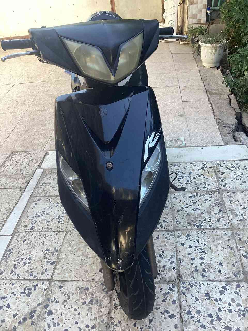 السلام عليكم GTR للبيع بلادية  الدراجة محرك مامفتوح
كڤراتها كلها بلادية ومختمة  مكانها بابل حلة مركز 

السعر 600 الف 

***********
