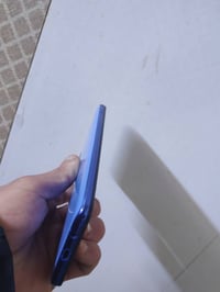 جالاكسي A70 • ١٢٨ • شاشه مبدله