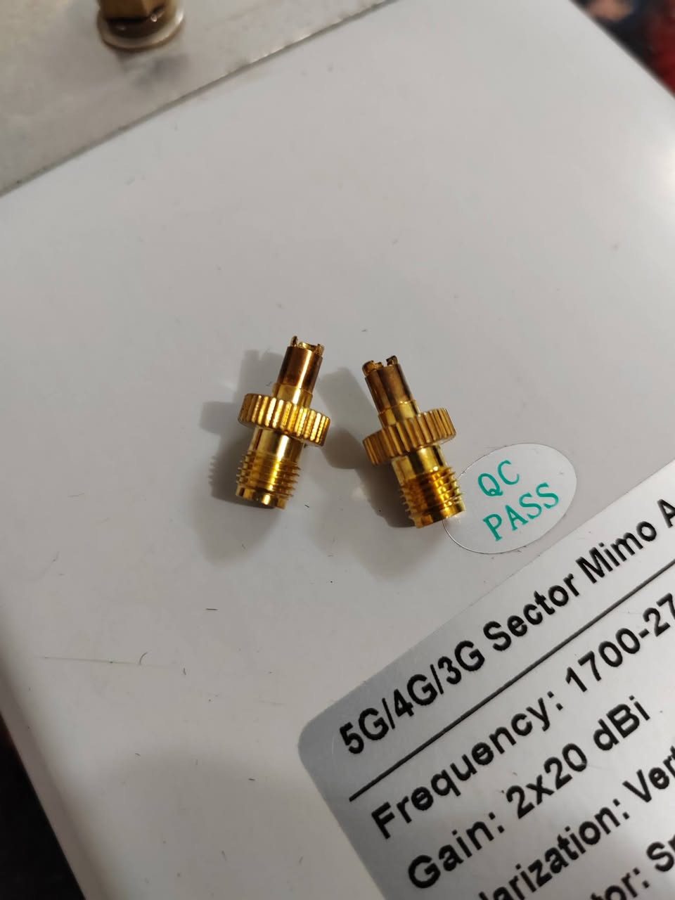 السلام عليكم
منظومة 4g كامله (زين)

Router huawei B818_260 cat 19 مقفول زين

Antena 20dpi x2 3g/4g/5g

+ الكيبلات + التحويلات

نضيفات شغالات


**إذا كنت صاحب هذا الإعلان وتريد حذفه لأي سبب، رجاءا أرسل رسالة إلى الدعم الفني**