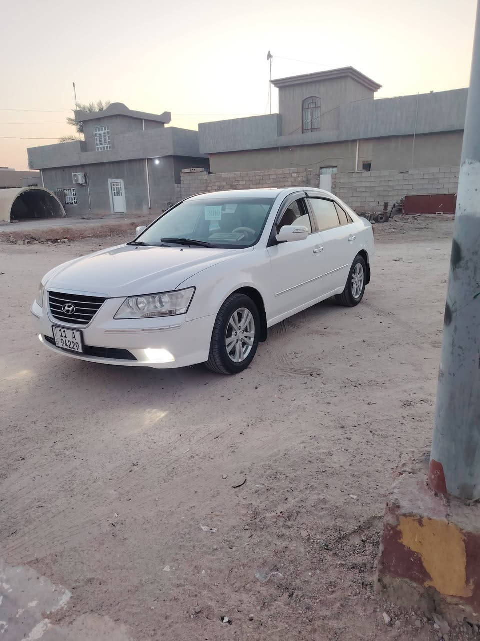 السلام عليكم سوناتا للبيع موديل 2010 سياره خليجيه فول مواصفات ماكينه 2400  سياره تتقاطع بيها بدون دواخل تب تبريد تسويه كلها فول حداديه كله جديد مكان السياره انبار سعر السياره 125 وبي مجال ***********
