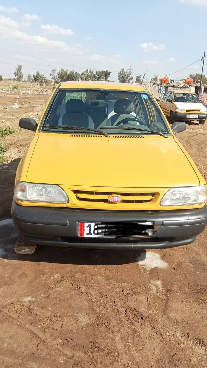 السلام عليكم سايبه للبيع 2013رقم انكليزي هيئ وقرامات مصفره كير ومكينه خير من الله شواصي مكفوله سيارة مرشوشه جماليه لا ضربه ولا معجون كهربائيات شغاله حداديه خير من الله فقط تبديل ادرايم دواخله نضيفه مابيهه خياسات السعر 34وبيه مجال للستفسار رقم ***********
