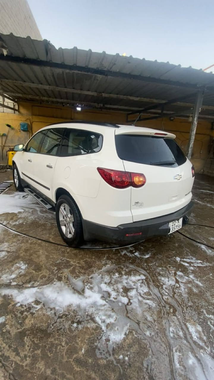 شوفليت ترافيس 7 راكب  موديل 2012 كلين بدون ضرر كير مكينه خير من الله مكفول من كل شي  رقم اربيل جديد او سنويه جديده اي نقص مابي شاشه كامره تحديد سرعه سعر 125$ بي مجال بسيط مامتواجد عل فيس خابر رقم *********** كركوك, العراق
