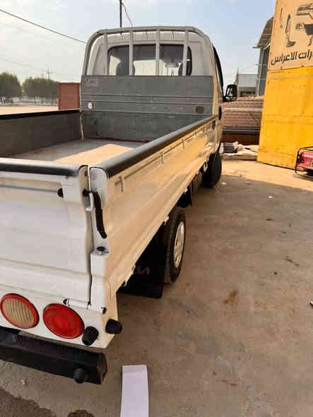 السلام عليكم 
كيه حمل بنكو 2009 رقم واسط سياره جديده وجاهزه مكفوله من كل شي تحويل مباشر سنويه ل 27 السعر 92$ وبيه مجال مكان السياره بابل متحتيه ***********/***********
