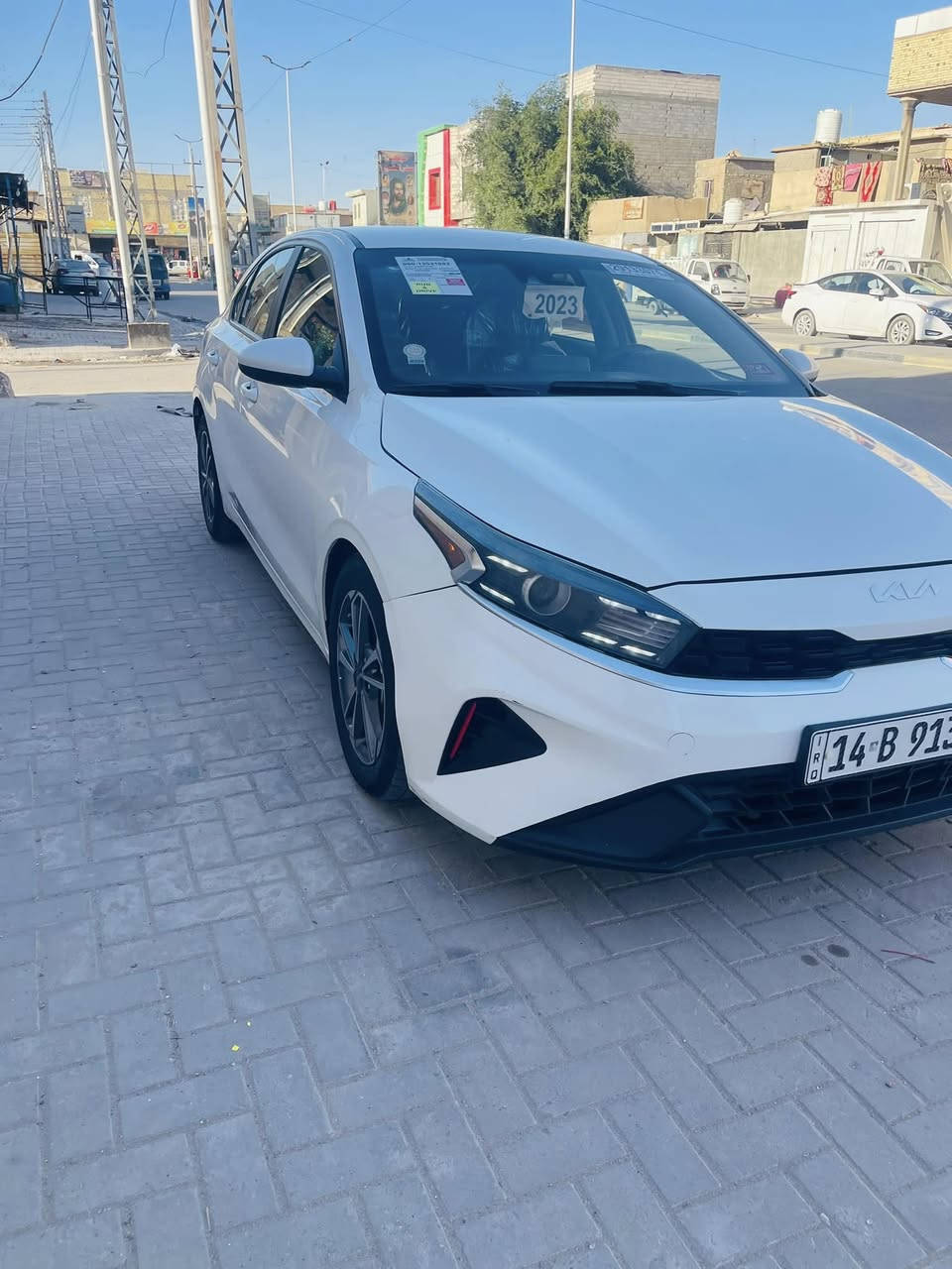 السلام عليكم كيه فورتي مديل ٢٣ بصره معوقين
حادثه جاملق وبنيد صفه العبري وبيه مكانات بارد تجي وتشوف بعينك سياره حلوه وماشيه ٧٣ 
السعر ١٣٨ بيه مجال حك جيه ***********
