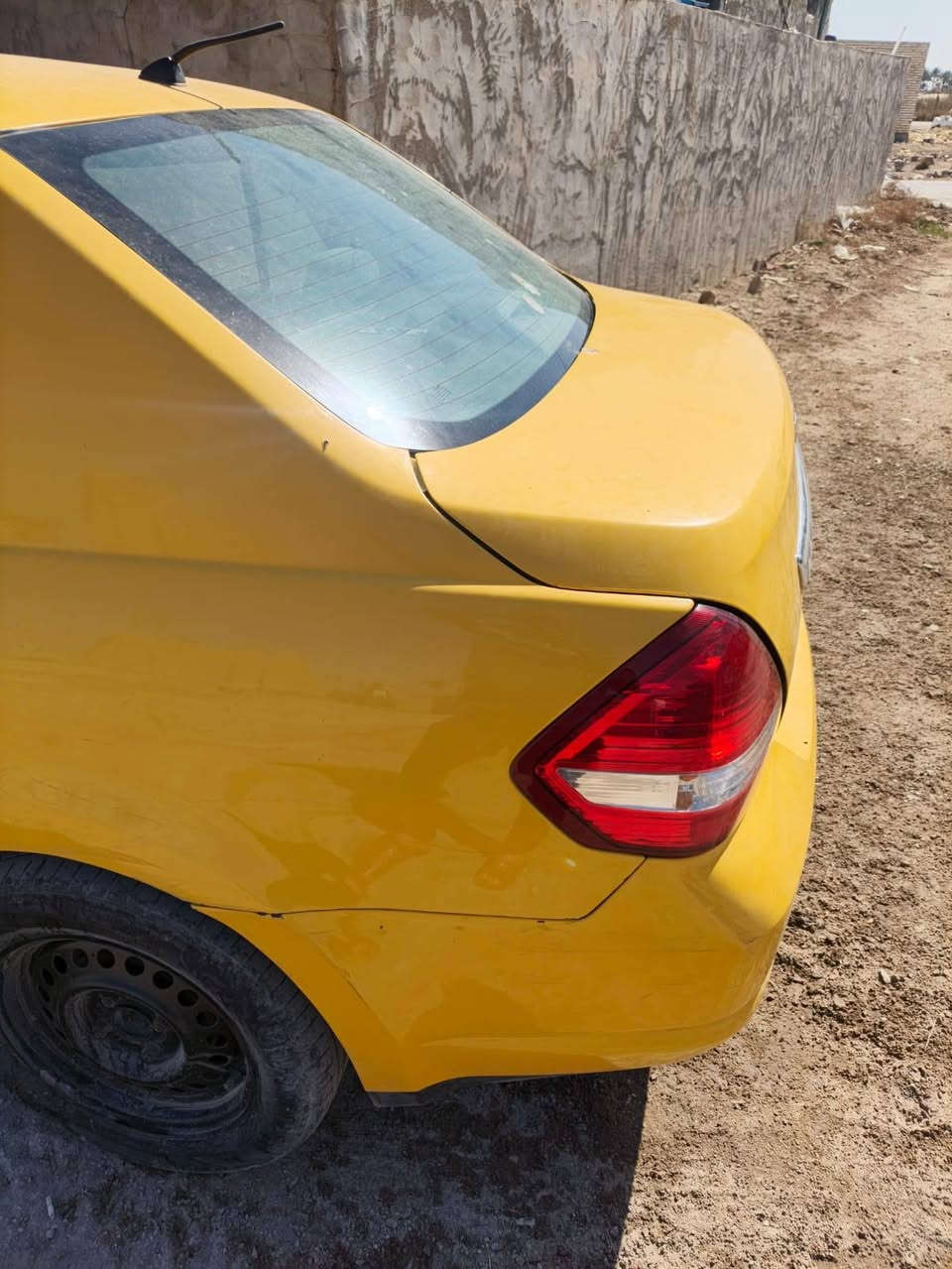 نيسان فيرسا موديل 2008
رقم بغداد انكليزي هزه جديده 
محرك 2000
كير أوتو
تدفئه تبريد 
مصفره هيئه وغرامات
بيها ضربه باجاملغ الخلفي فقط
السعر 63 وبيها مجال قليل 
المكان بغداد _المدائن


**إذا كنت صاحب هذا الإعلان وتريد حذفه لأي سبب، رجاءا أرسل رسالة إلى الدعم الفني**