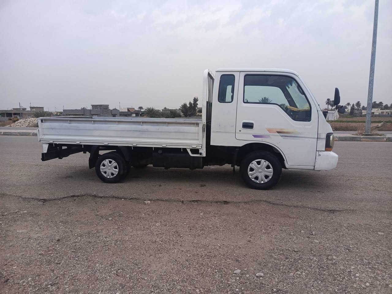 السلام عليكم كياام عيون قلاب للبيع ‏‪***********‬‏
الموديل 2002سياره خيرمن الله رقم شاصي مكفول 
بيهاالطوس مال الشاصي مسدودات المحرك بي خيط 
بخاربصيط كيروكسل وباوركفاله سياره بلاديه عدت الدوسات ودورانات بيهن تصليح السعر69وبيهامجال بسيط المكان جزيره الخالديه الحامضيه
