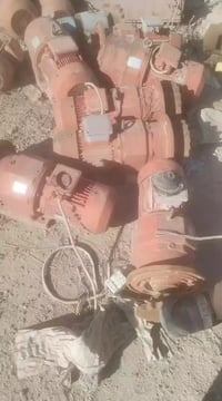 للبيع العدد(١١)شغالات /من ٧/ونص حصان إلى ١٠/السعر القطعه ٤٠٠/الف/للاست...