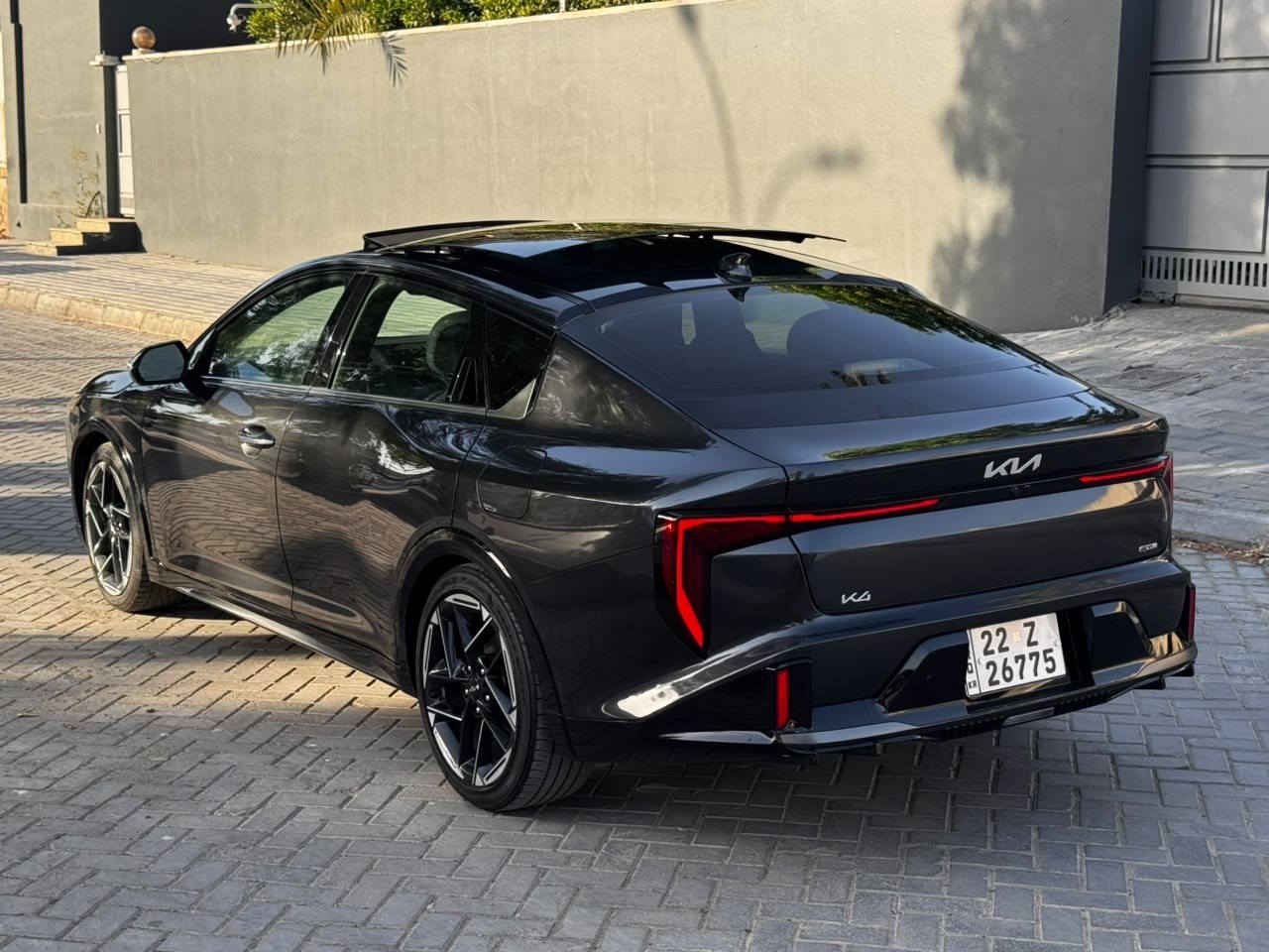 السلام عليكم k4 Gt line محرك 2000 دوش فووول مواصفات بانوراما كراسي جلد حار بارد اعلى فئة بيها صبغ جاملغ و بنيد دبل ايرباك طاك ماشية 23000 ميل صور الحادث بالمنشور
مكان السيارة الكاظمية شارع اكد ***********
