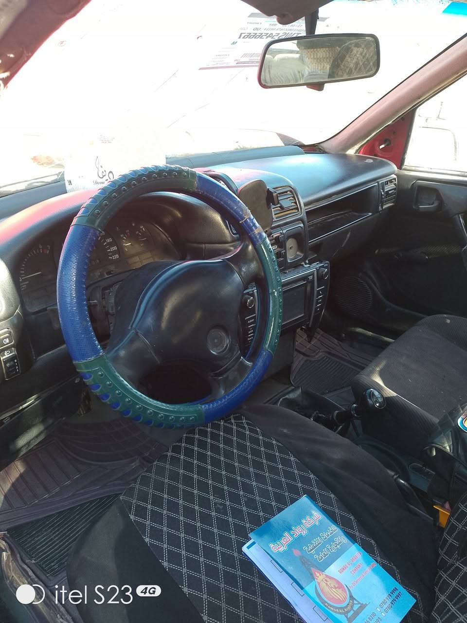 سلام عليكم ورحمة الله وبركاته سياره للبيع أو مراوس حسب القناعه اوبل فكتره موديل 92 سنويه منتهيه من 2018 راعيه موجود يحول ثاني يوم اتصل وبيك خير وتدلل هذا رقمي ***********
