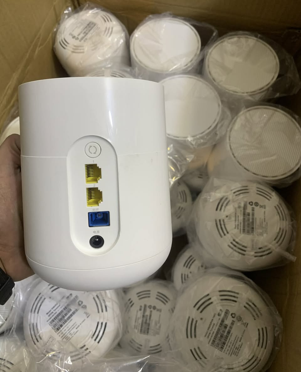 متوفر لدينا راوتر ضوئي 
WIFI 6 -k662d GPON 

منفذين شبكة 2GE  بسرعة 1Gbps
2.4--5G  

سرعة تصل الى 3000Mbps 
تغطية قوية
اداء ثابت -شارة قوية -بث فائق السرعة 
متوافق مع جميع مشاريع FTTH
 
لأستفسار *********** متوفر وأتس اب 
بغداد شارع الصناعة مجمع التميمي ط1

خدمة توصيل متوفرة
